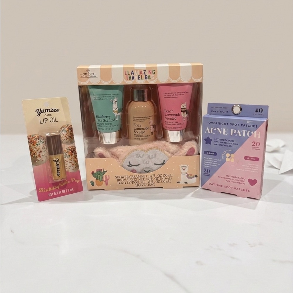 Lip Oil and Llama Bath Set Acne patch bundle